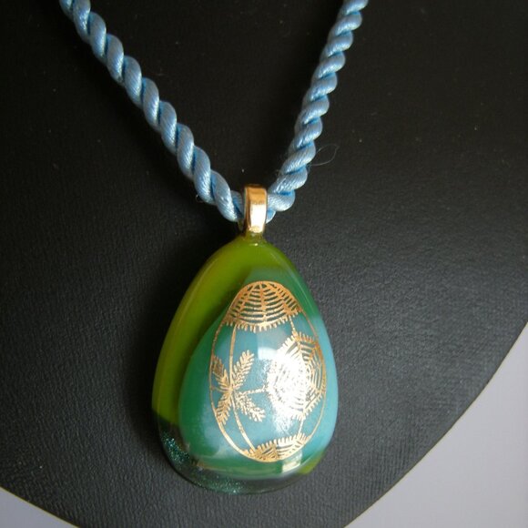 Handmade by Me Fused Glass Ukrainian Easter Egg Pendant Necklace - OOAK - Picture 1 of 3
